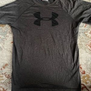 Under armor t-shirt